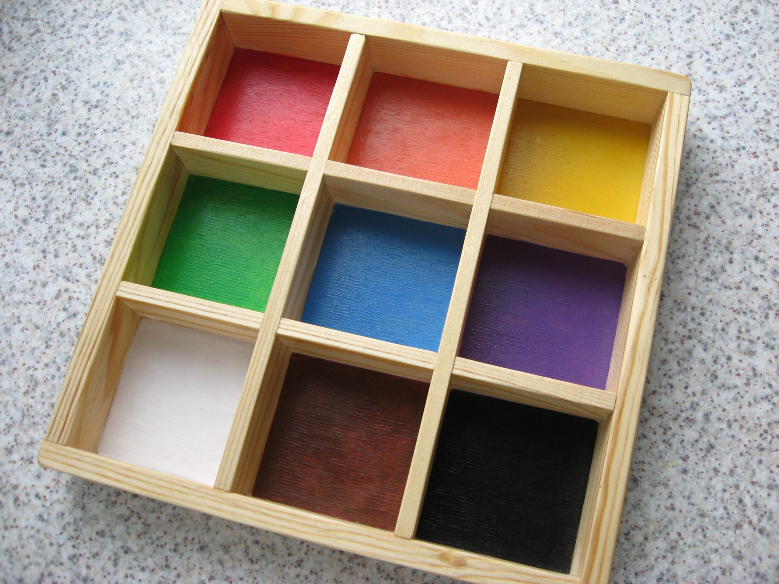 Wooden Color Sorting tray - Toddler preschool activity
